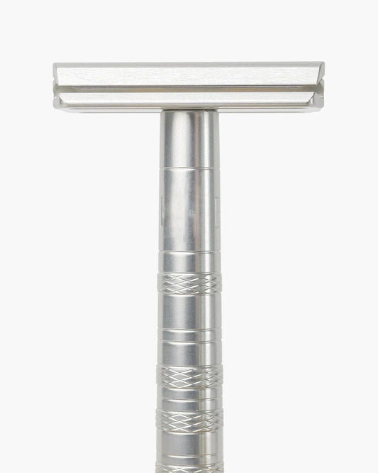 La navaja de afeitar Honed Steel
